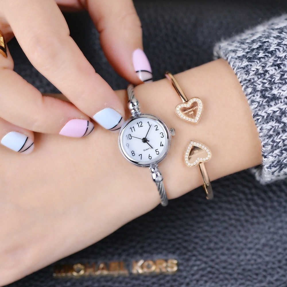 NEW 4 Styles Elegant Bracelet Watch - Picture 3 of 8